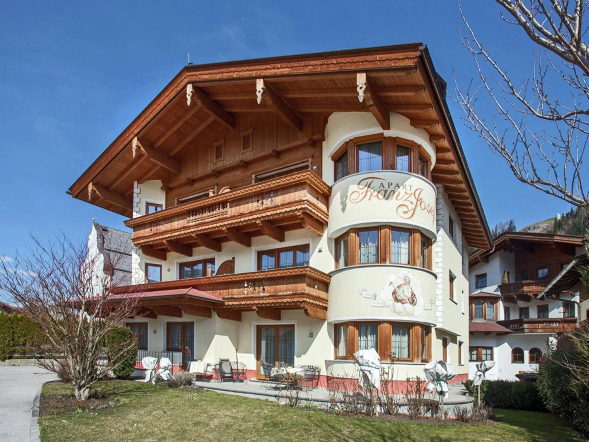 Attractive Holiday Home In Kaltenbach On The Ski Slope Stumm Eksteriør bilde