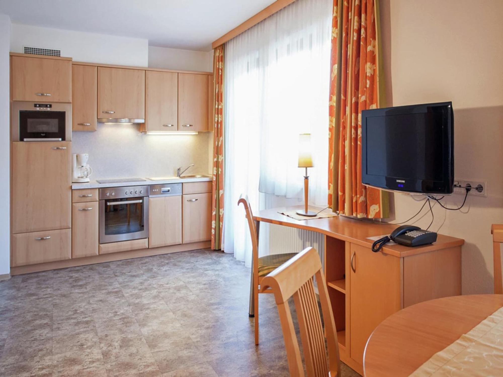 Attractive Holiday Home In Kaltenbach On The Ski Slope Stumm Eksteriør bilde