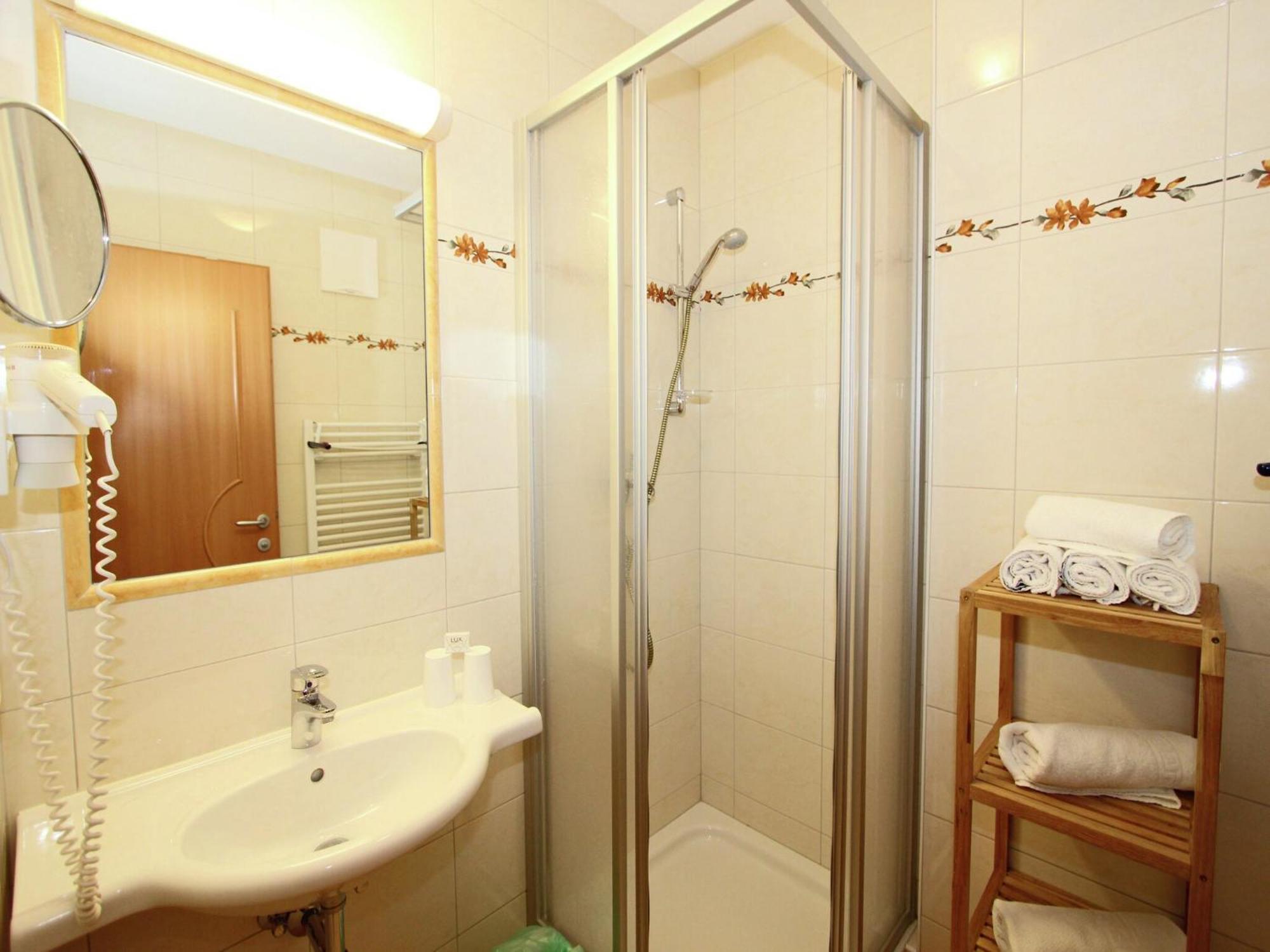 Attractive Holiday Home In Kaltenbach On The Ski Slope Stumm Eksteriør bilde