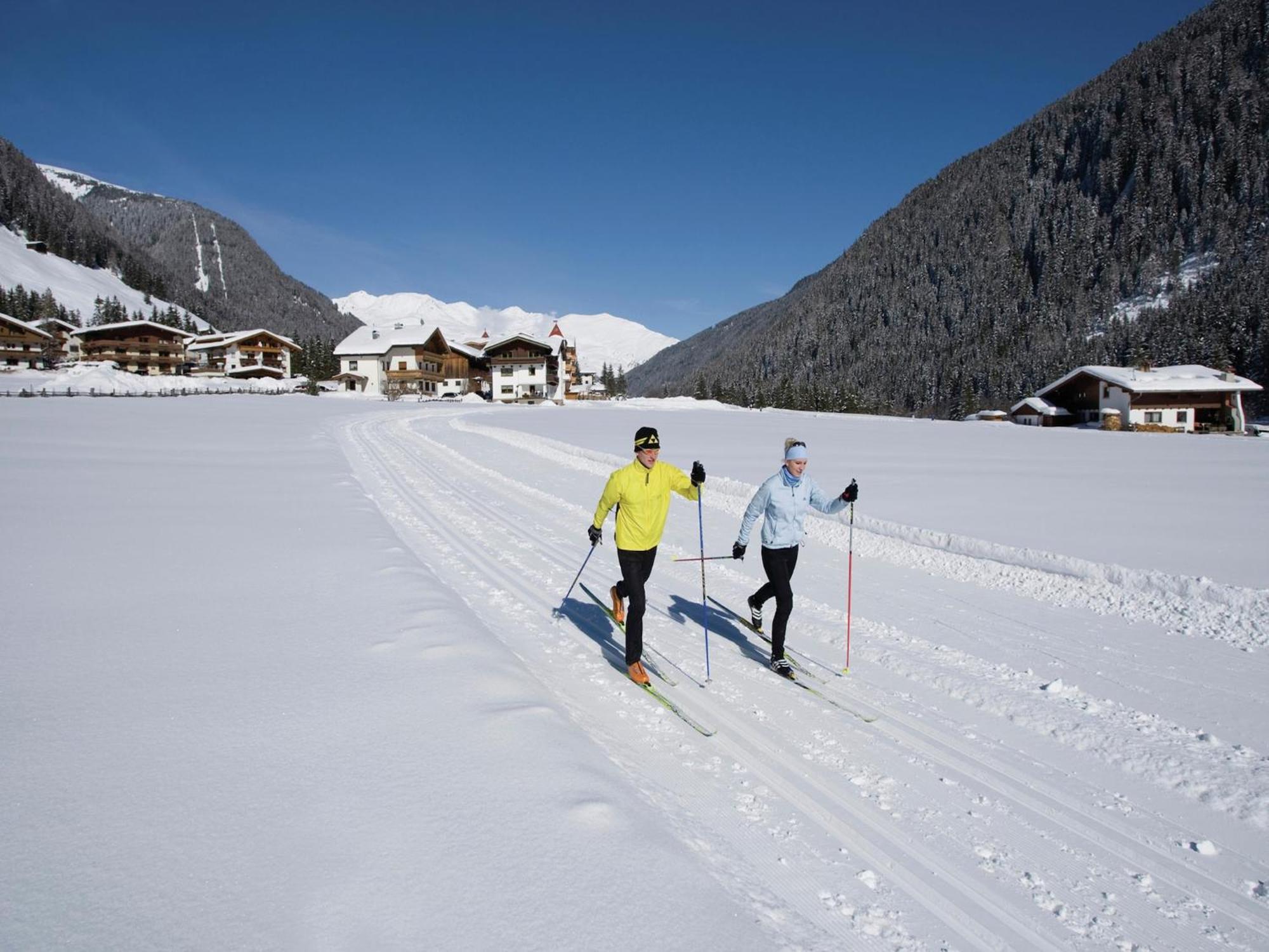 Attractive Holiday Home In Kaltenbach On The Ski Slope Stumm Eksteriør bilde